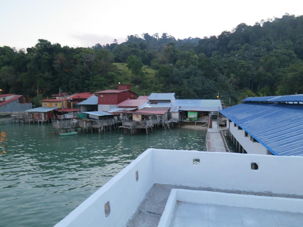 Pangkor Fish House Pekan Pangkor Exterior foto